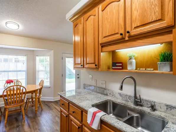 7154 Inniswold Dr, Pensacola, FL 32526