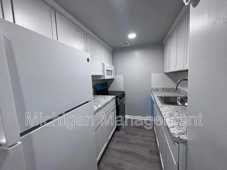 22700 Garrison St #604 — Photo 7
