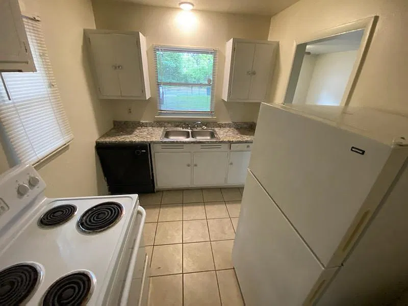 66 Norwood Dr — Photo 3