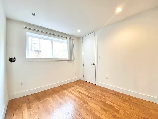 Rented by Corcoran | media 54