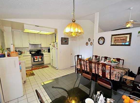 5th image of 569 Valencia Pkwy