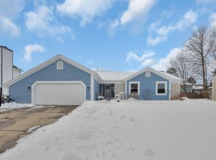 97 Crossing Pl, Johnstown, OH 43031