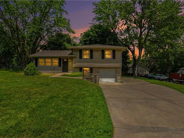 500 NE 113th Ter, Kansas City, MO 64155