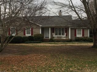 4904 Streamside Dr, Mc Leansville, NC 27301