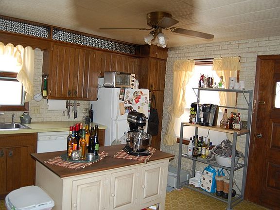 5th image of 1 Sherwood St