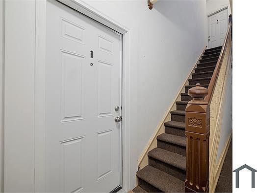 3rd image of 407 Cinnaminson Ave #1