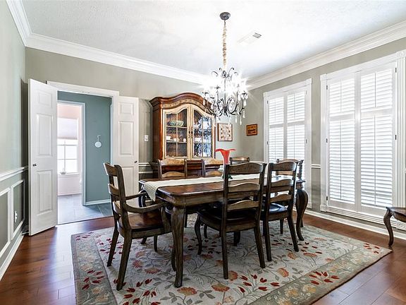 3rd image of 1907 Summer Reef Dr