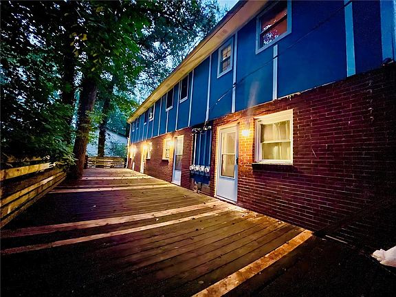 2nd image of 409 Lindsay Rd