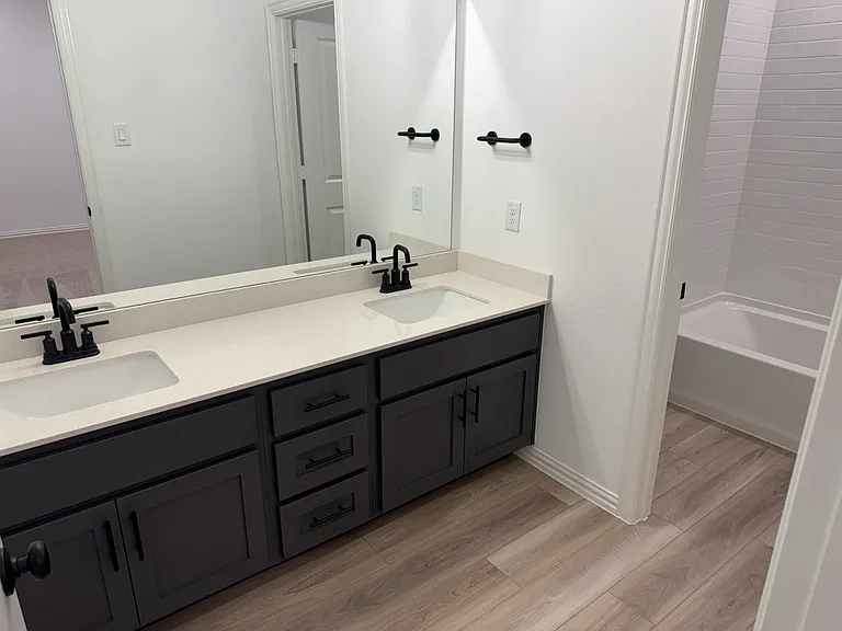 1289 Doris May Dr — Photo 36