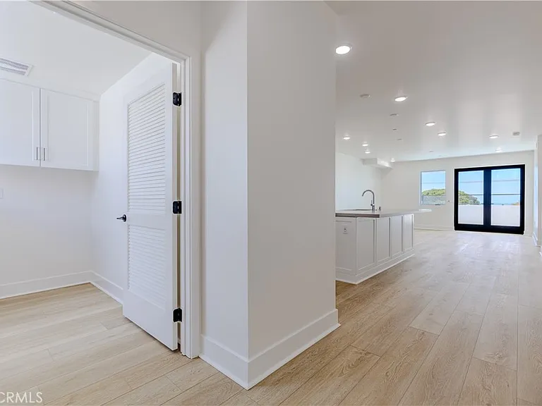 24722 Del Prado — Photo 8