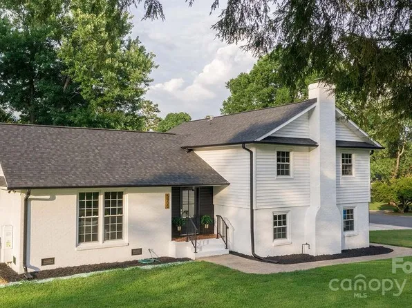 5900 Oakwielde Ct, Mint Hill, NC 28227