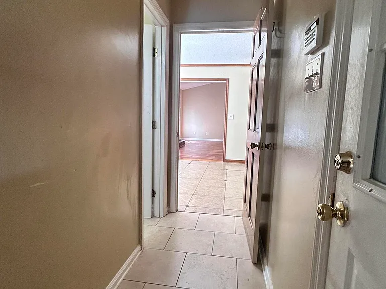 4497 Amanda Ln — Photo 19