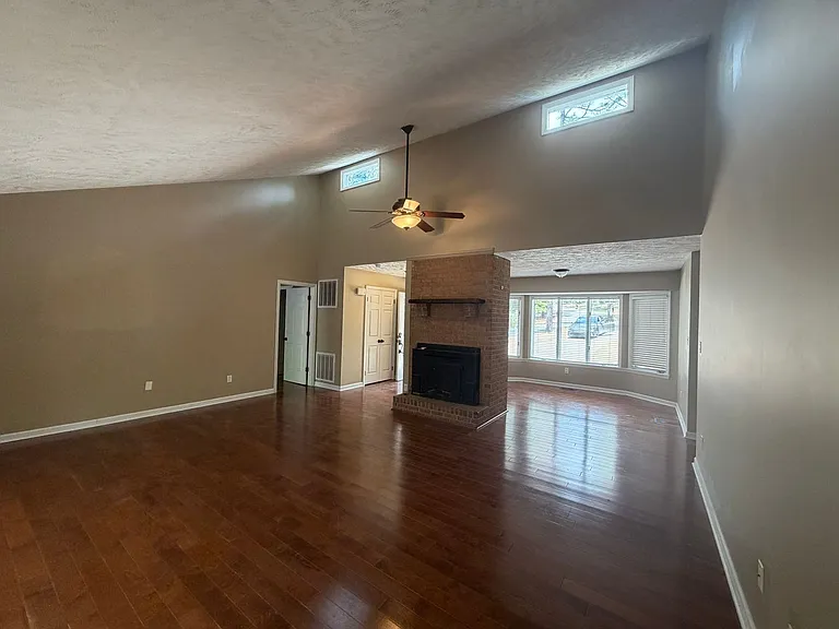 332 Quail Holw — Photo 7