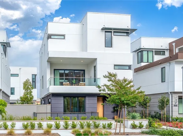 16158 Veterans Way, Tustin, CA 92782