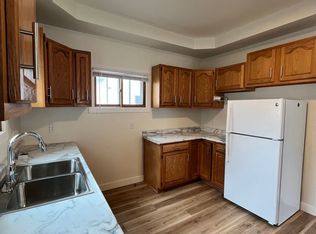 835 Waugoo Ave #835, Oshkosh, WI 54901