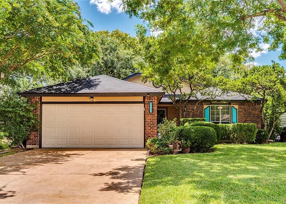 1st image of 1613 Somerset Dr