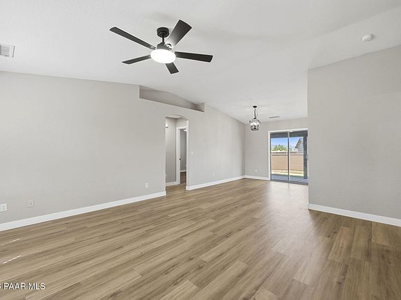 5th image of 4001 N Navajo Dr