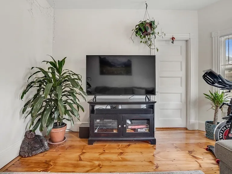52 Waterhouse St #52 — Photo 13