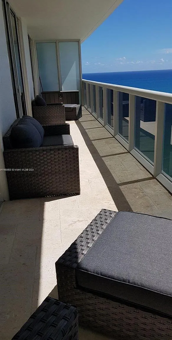 Beach Club Two Condo — Photo 1