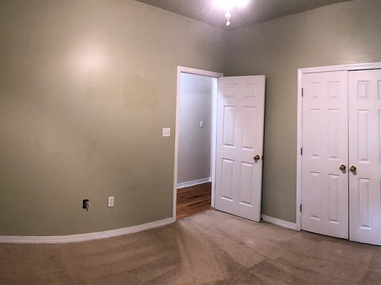 100 Woods Dr — Photo 16