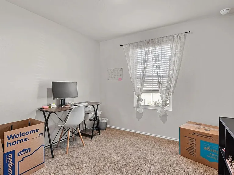 124 Brody Ln — Photo 12