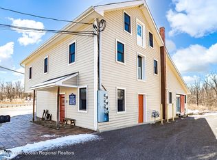 33 Imlaystown Rd, Allentown, NJ 08501