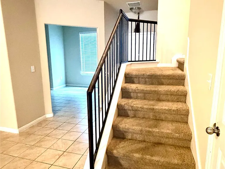 601 Katmai Cir — Photo 7