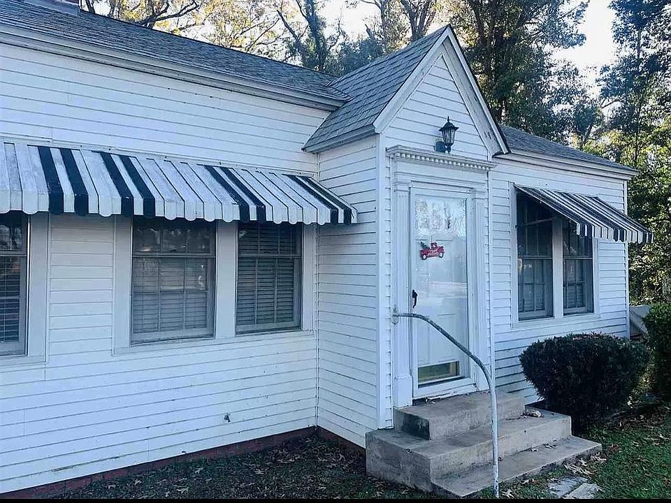 1st image of 211 Morgan Ave #A