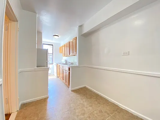 Rented by Queens Apartments Realty LLC | media 11