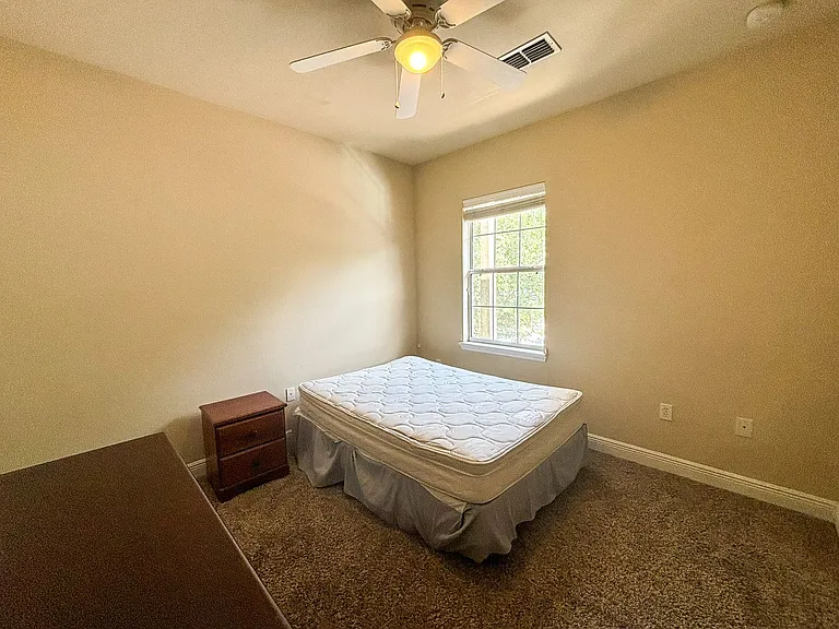 2954 SW 35th Pl #60 — Photo 22