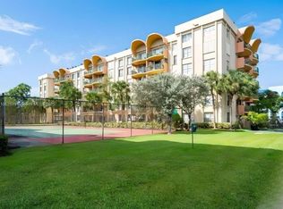 9310 Fontainebleau Blvd APT 307, Miami, FL 33172