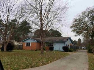 703 Enfield Dr, Marshall, TX 75672