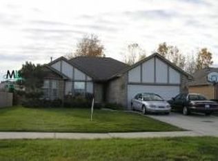 52901 Muirfield Dr, Chesterfield, MI 48051