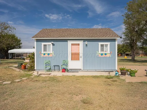 306 Alamo St, Claude, TX 79019
