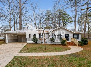 127 Winston Ct, Bessemer, AL 35023