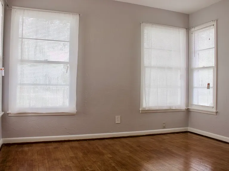 9850 Gooding Dr — Photo 19