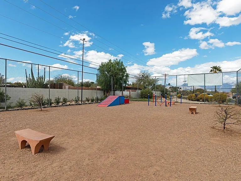 Overlook At Pantano — Photo 21