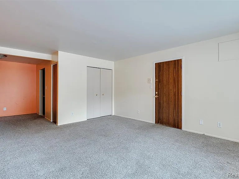 35281 Lewis St — Photo 11