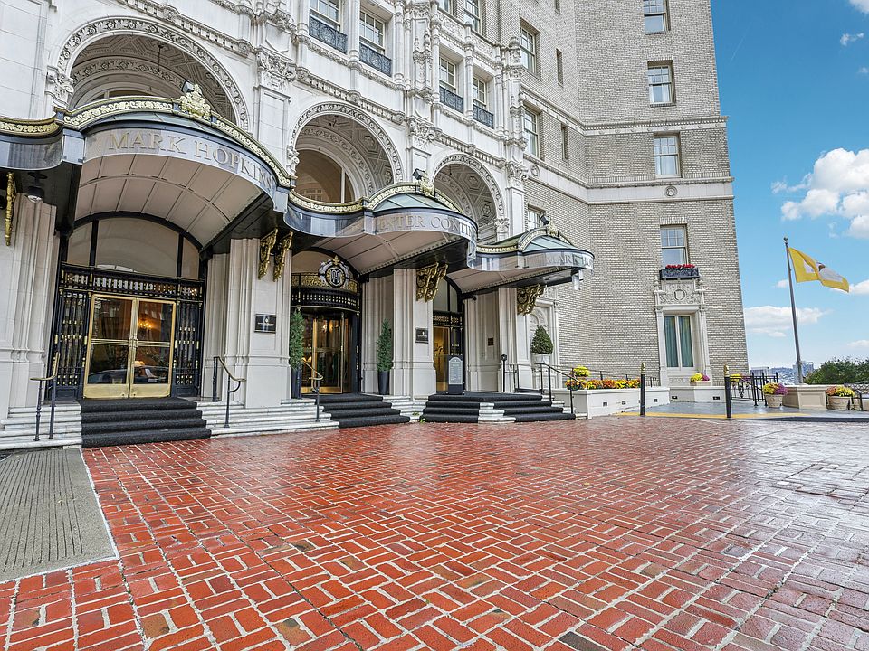 Front exterior view of the apartment building at 655 Stockton St, San Francisco, CA 94108, United States