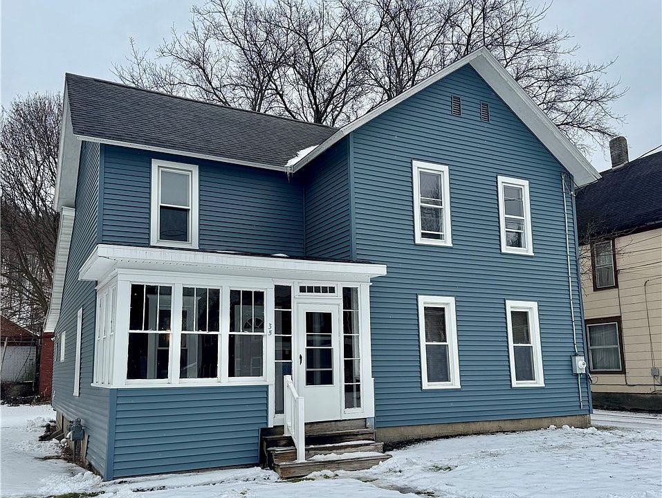 1st image of 35 Davenport St
