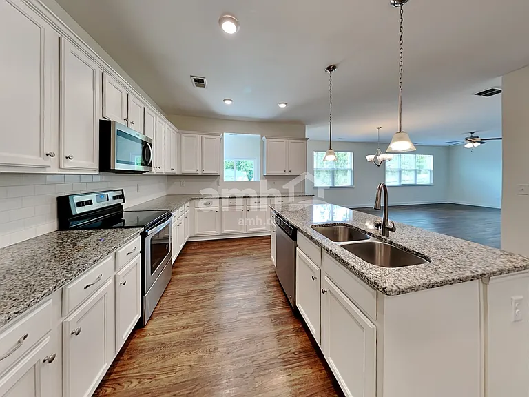 353 Macroom Ct — Photo 3