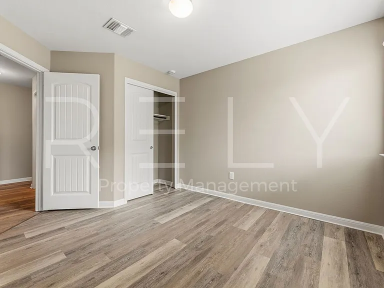 146 Leon River Loop — Photo 9