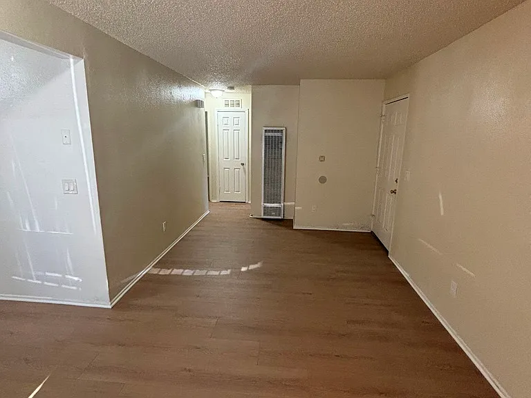 4311 Morgan Ave #B — Photo 2