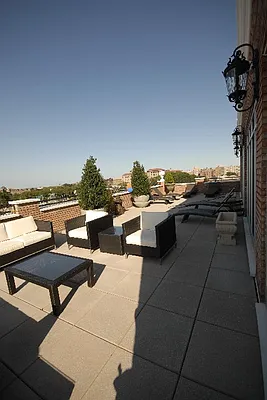 Sold by News Realty | media 3