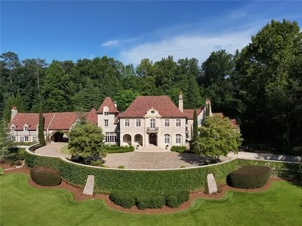 5375 Long Island Dr NW, Sandy Springs, GA 30327