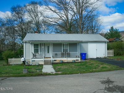 128 Roberts St, Harriman, TN, 37748