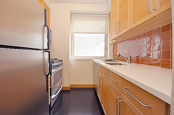 1st image of 205 E 68th St APT 5E