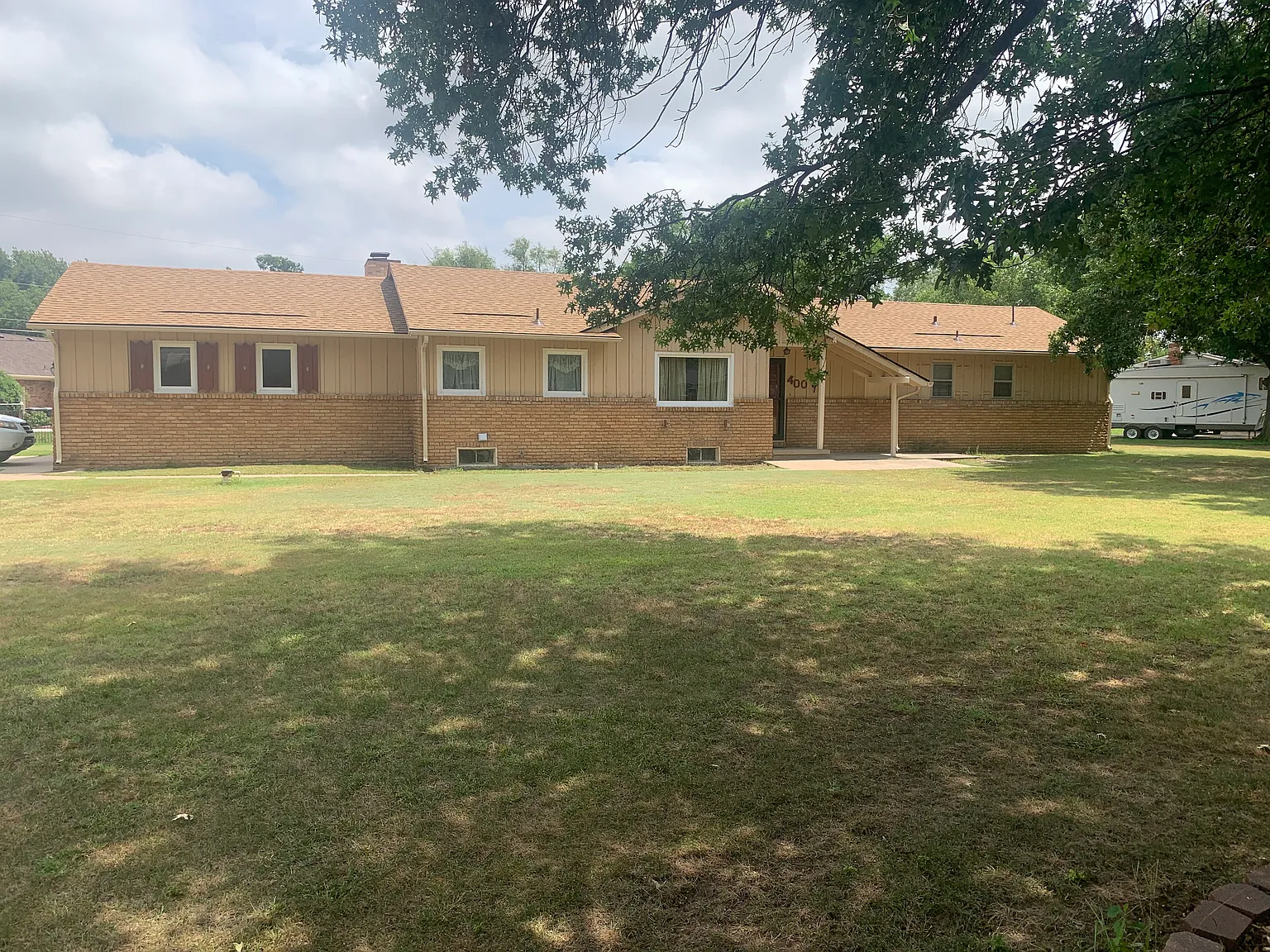 3 bed, 2257 sqft, $1,795 — Photo 2