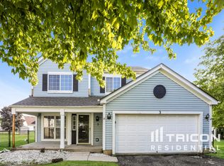 3 Kaelynn Ct, South Elgin, IL 60177