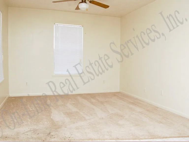 1824 Wilde Oak Cir #23 — Photo 2